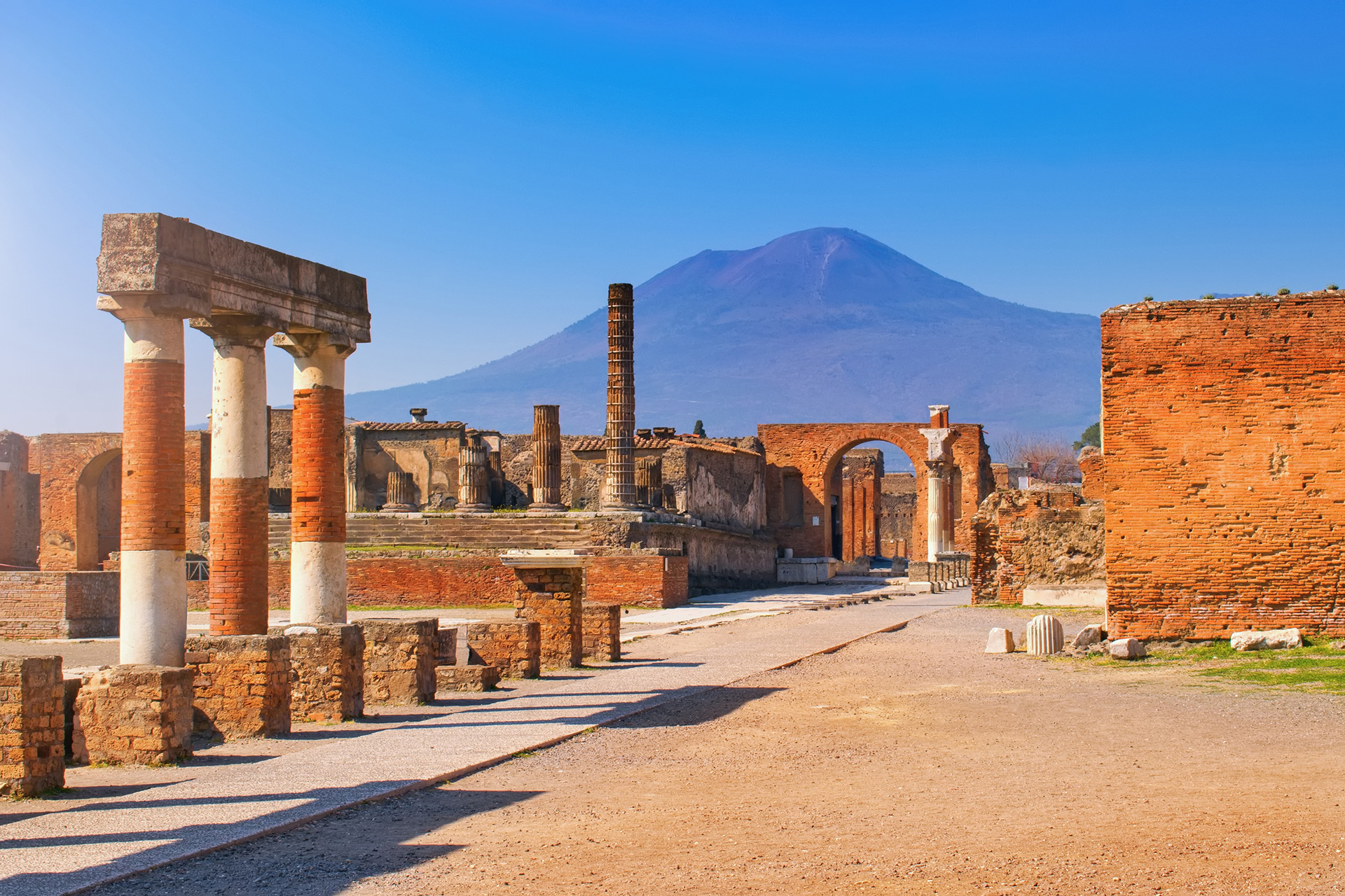 Pompeii & Vesuvius