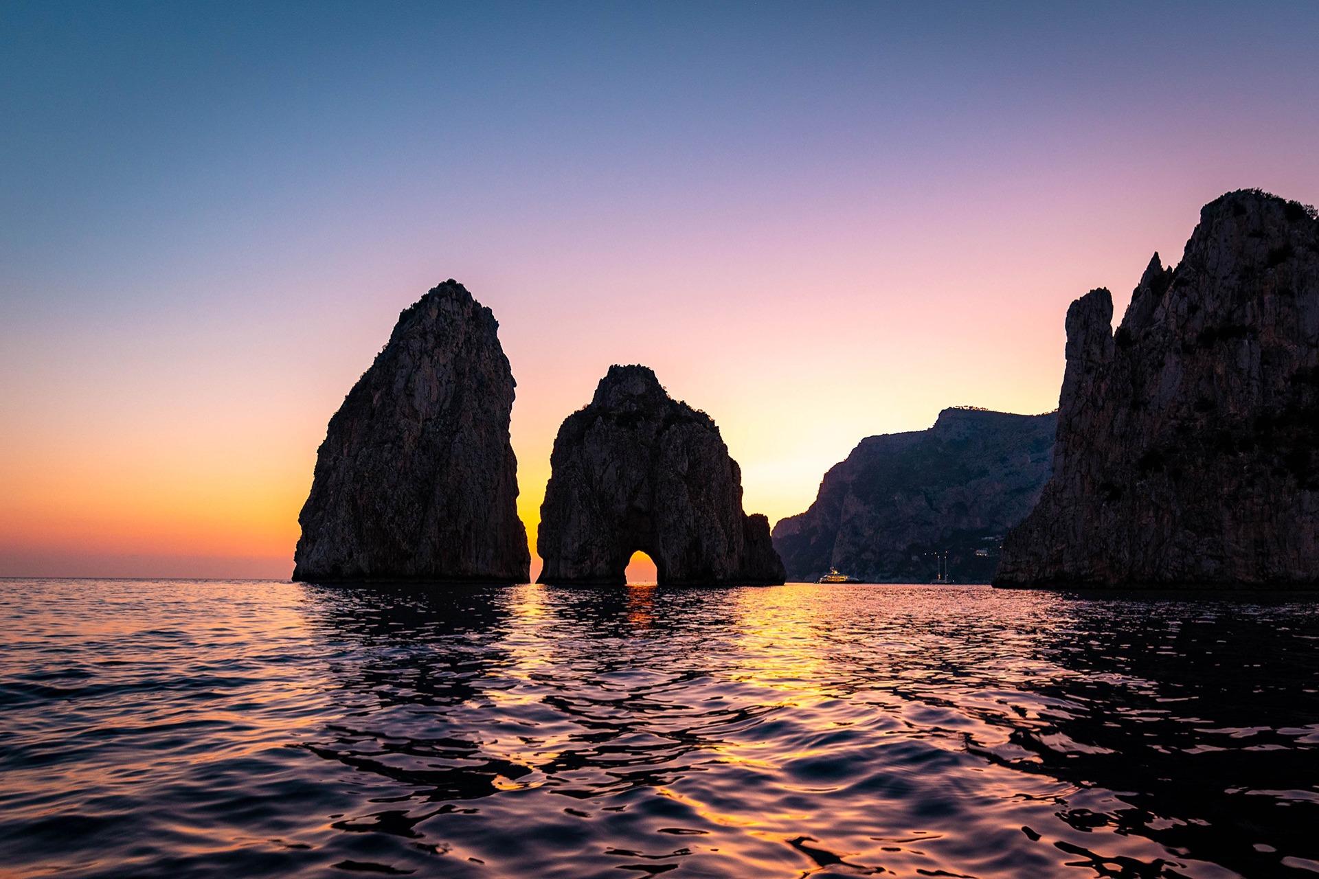 Capri Day & Night